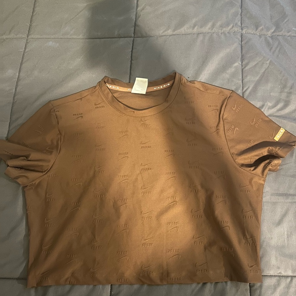 Nike women’s shirt